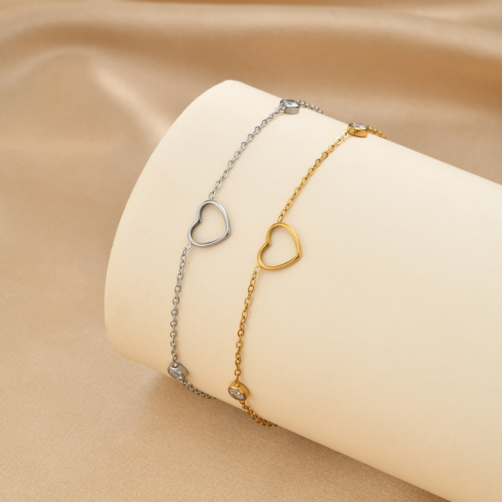 Dainty Hollow Heart Station An - Jc Jewelry & Watches Photos บทวิจารณ์และราคา