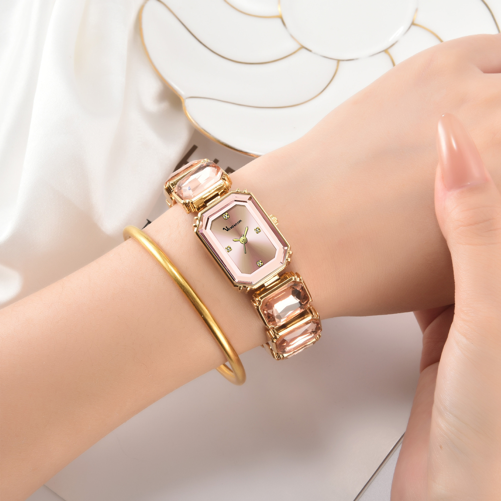 2025 New Women Watches Luxury  - Jewelry Watches Gold บทวิจารณ์และราคา