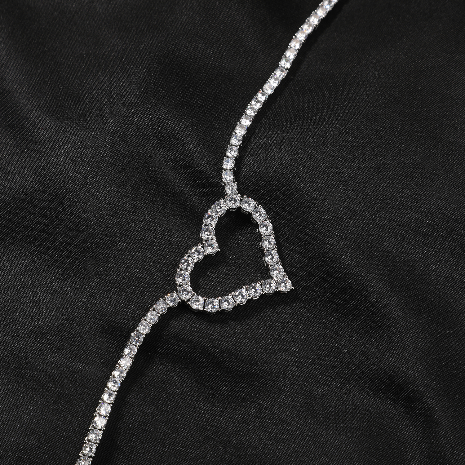 Uwin 3mm Tennis Chain With Lov - Tennis Bracelet Cubic บทวิจารณ์และราคา