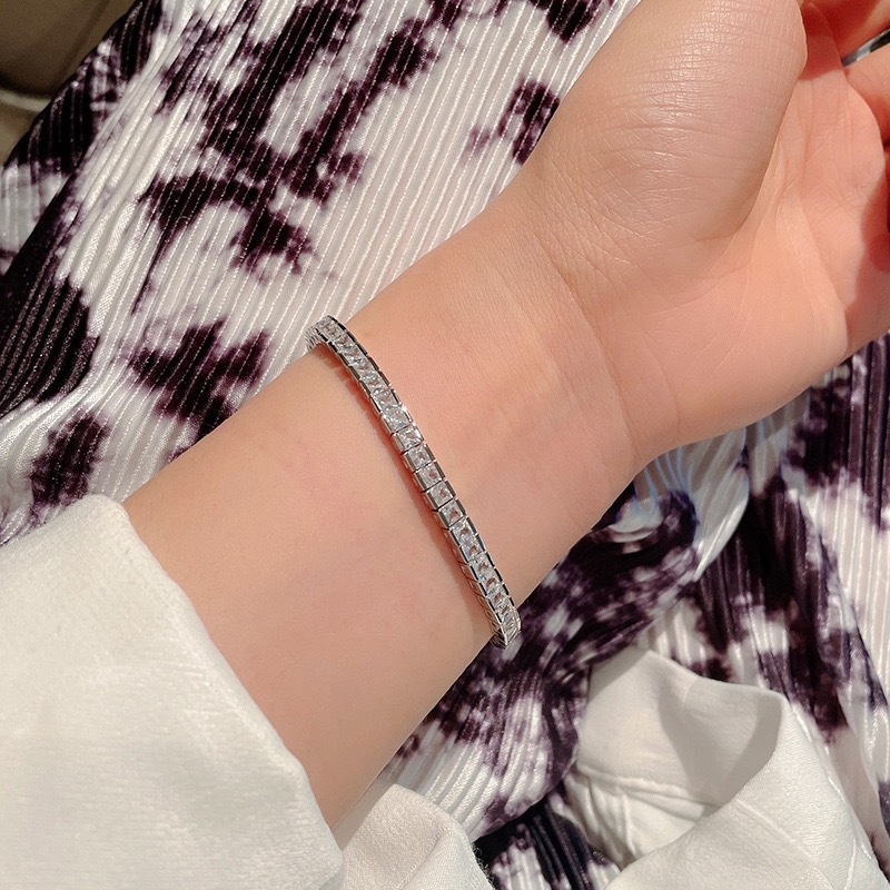 Brand Fashion Tennis bracelet  - Tennis Bracelet Cubic บทวิจารณ์และราคา